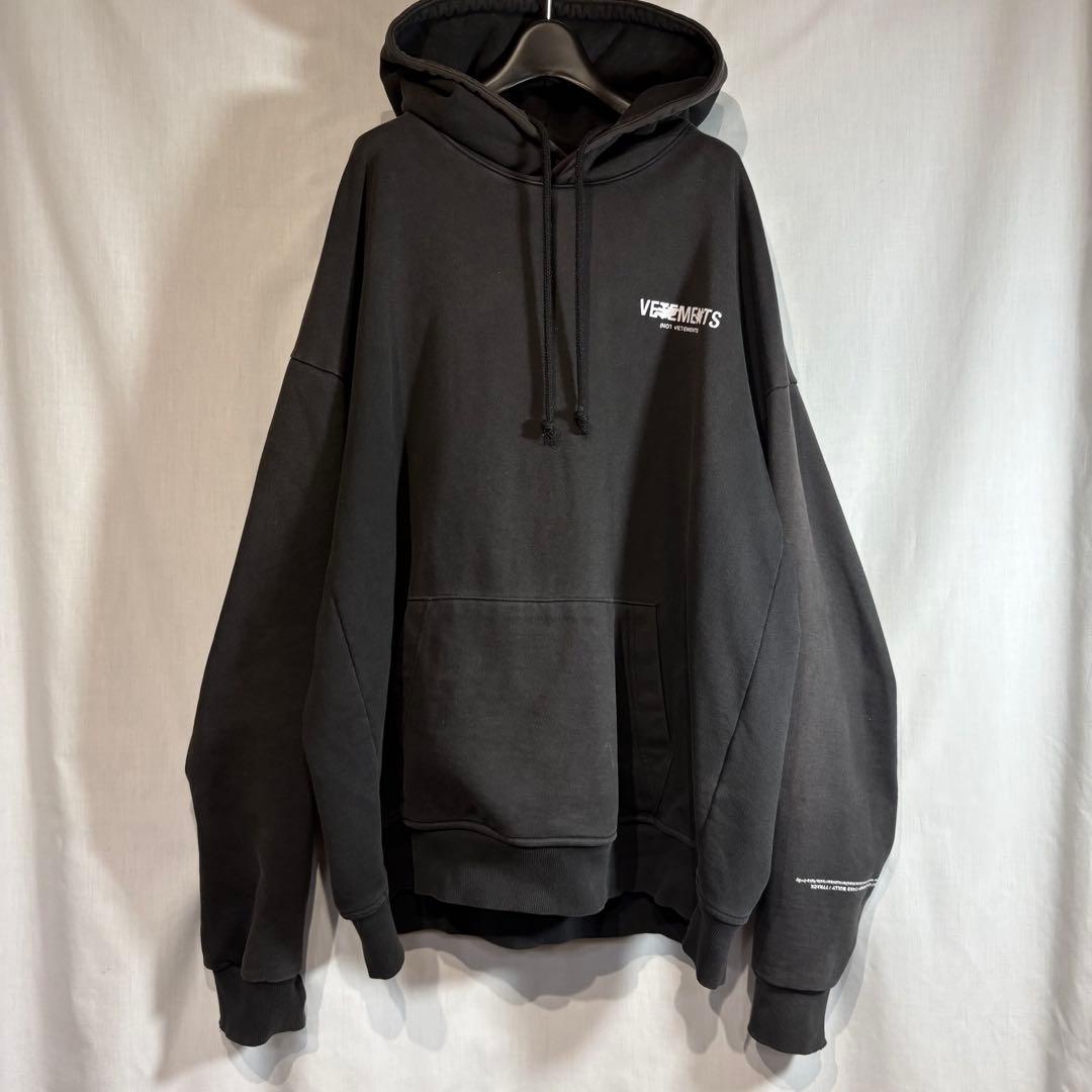 【MASTER NUMBER】VETEMENTSモチーフ フェイスプリント