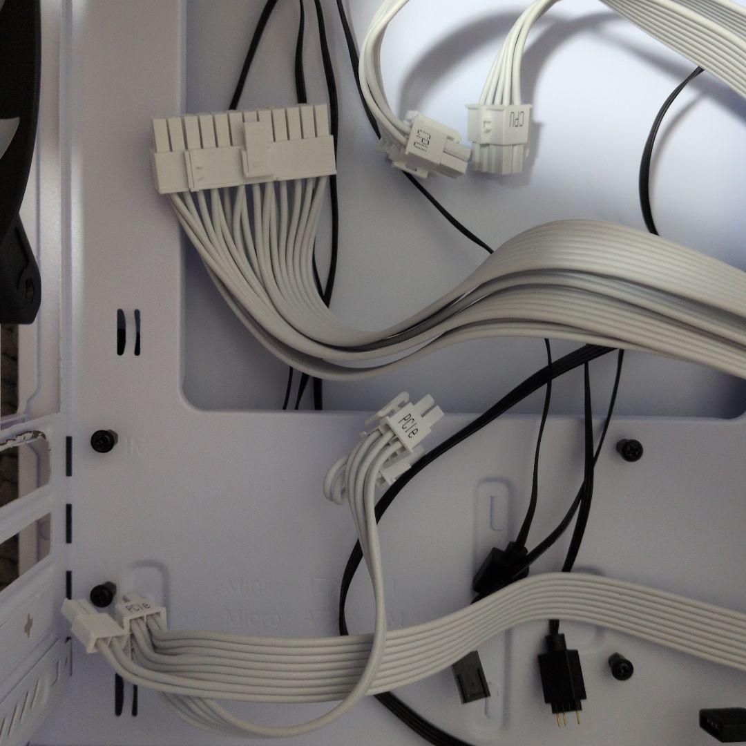 PCケース、電源ユニット、ケースファンセット