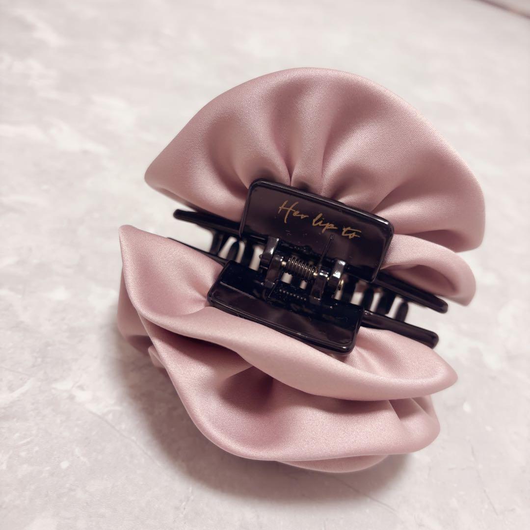ヘアアクセサリー herlipto Rose Satin Clip pink black