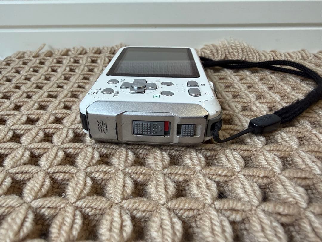 【中古】LUMIX DMC-FT25 ホワイト 防水カメラ