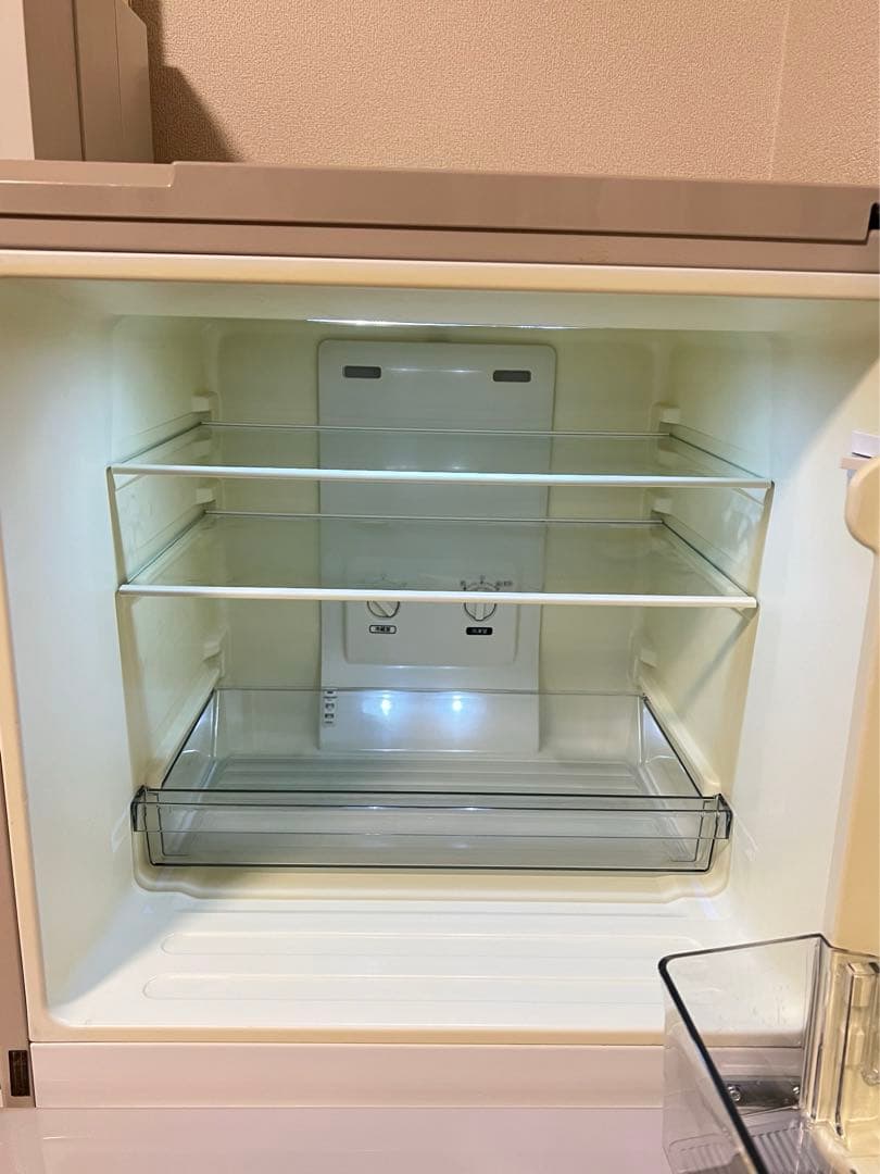 冷凍庫大きめ！一人暮らし用冷蔵庫146L