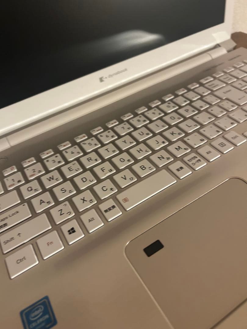 ノートパソコン 東芝 dynabook AZ25/FW