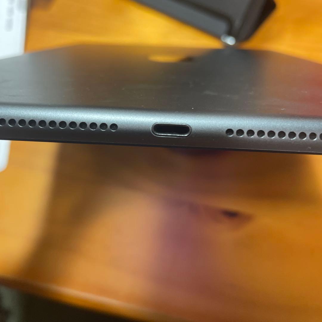 【美品】Apple iPad7 スペースグレー 10.2インチ