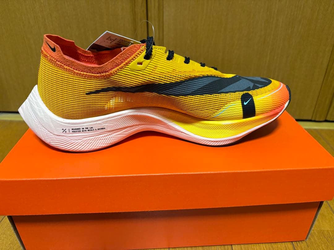 【新品未使用】NIKE ヴェイパーフライ ネクスト% 2 27cm タグ付