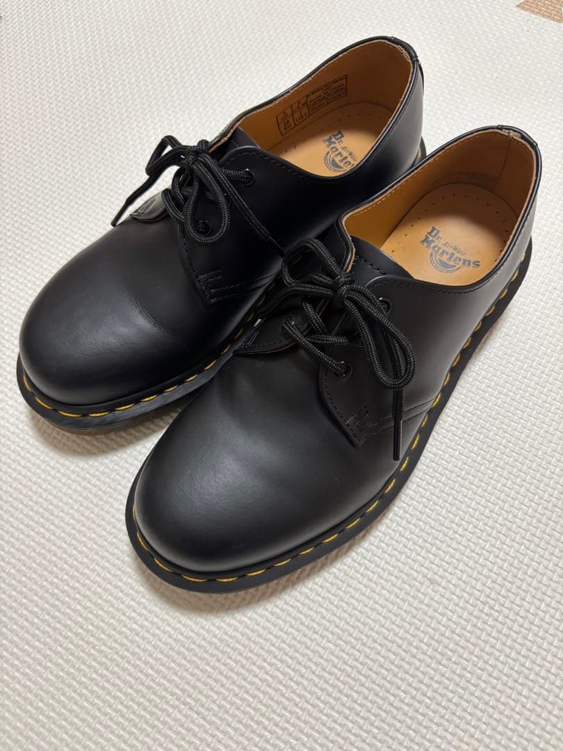 Dr. Martens ドクターマーチン ブラック レースアップシューズ