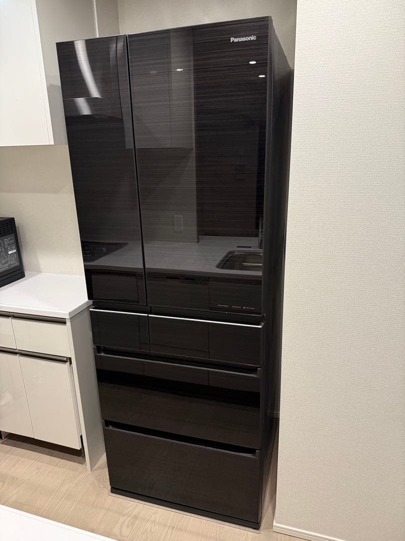 美品　Panasonic冷蔵庫　550L 両開き