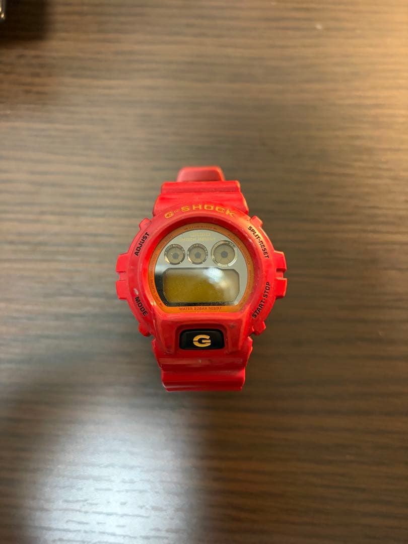CASIO G-SHOCK DW-6900CBモデル レッド