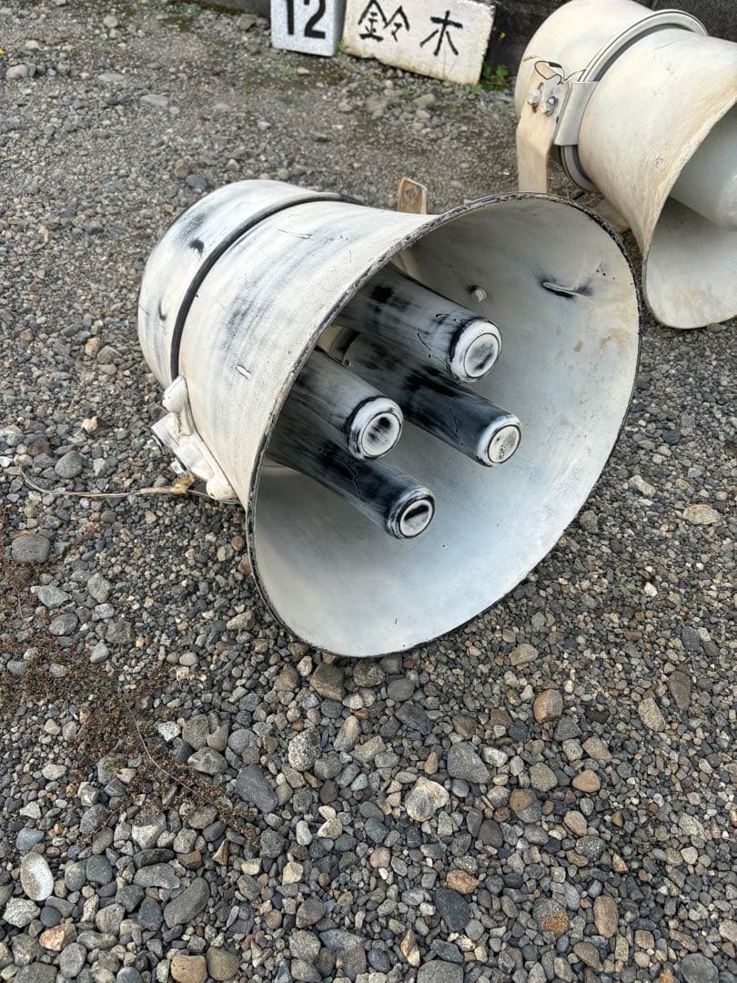 スピーカー　2個売り