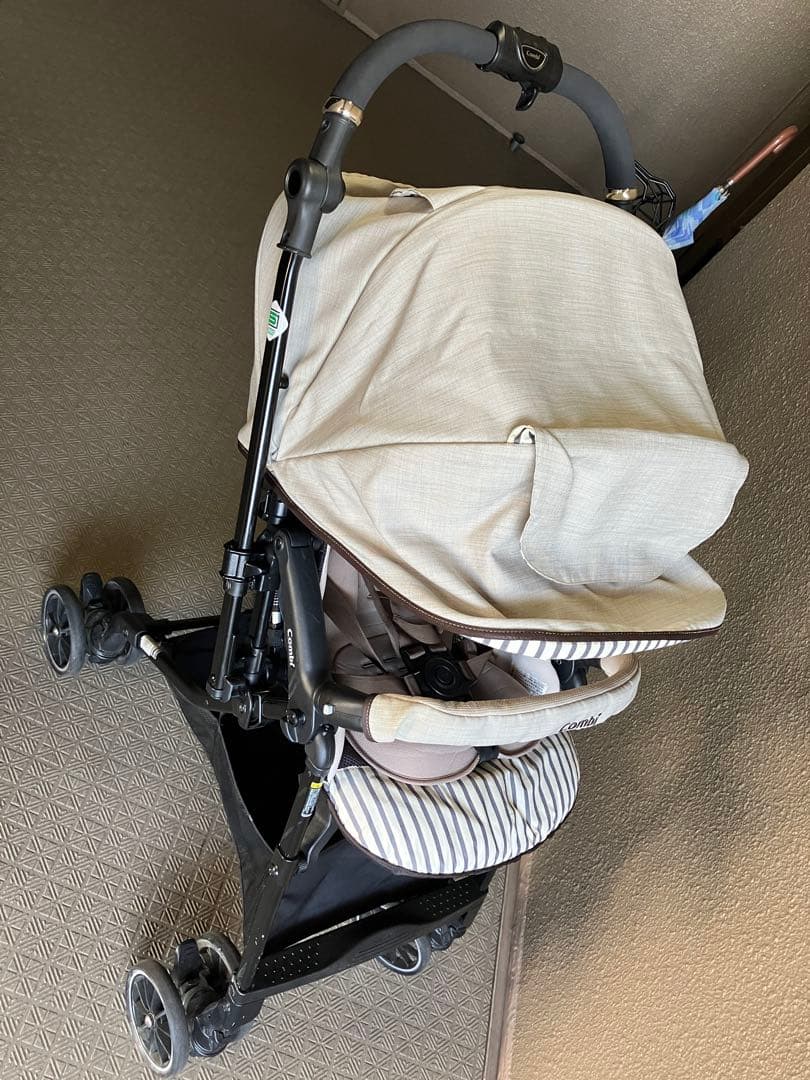 ベビーカー ホワイトレーベル スゴカルα 4キャスcompact エッグショック