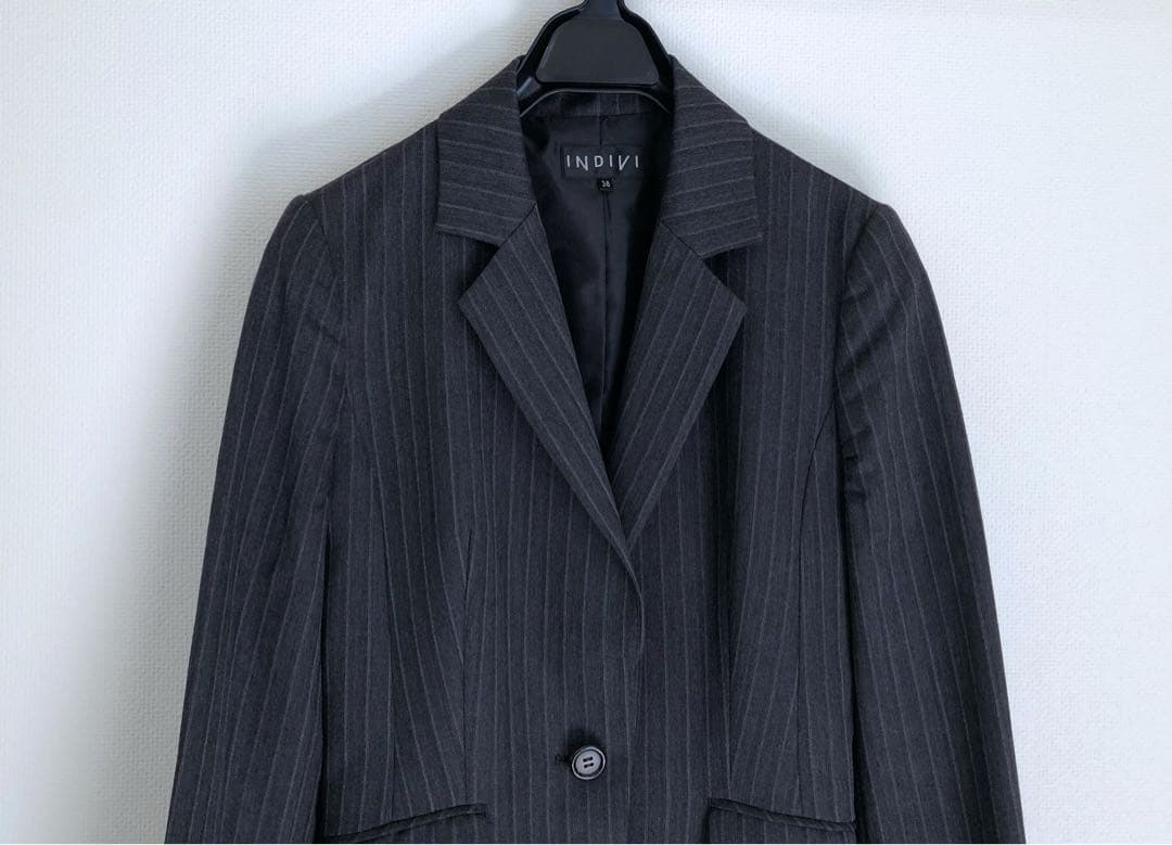 インディヴィ　スーツ　セットアップ　グレー　ストライプ