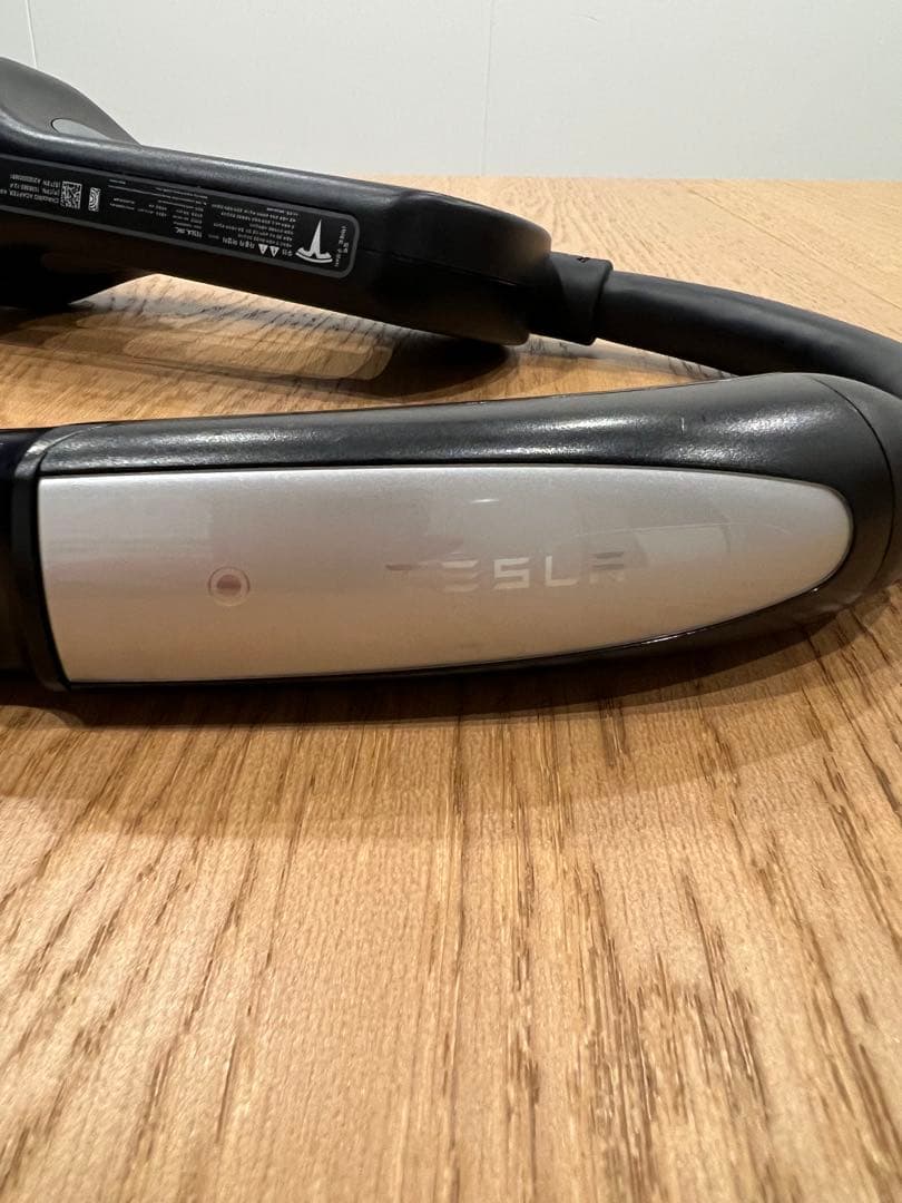 TESLA CHAdeMO(チャデモ) 変換アダプター