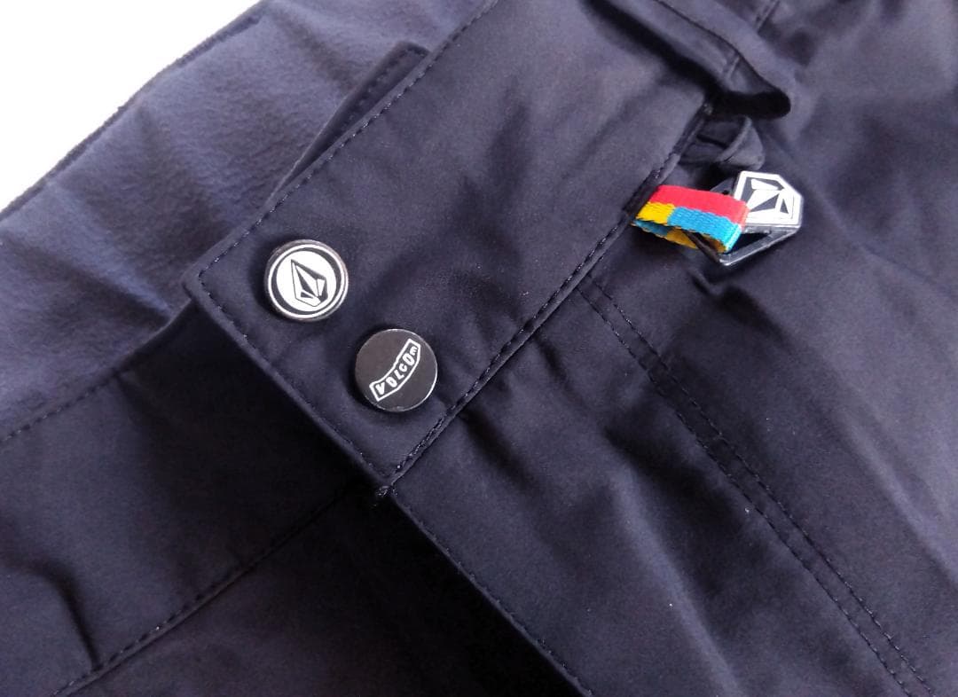 VOLCOM ボルコム GORE-TEX スノーボードパンツ サイズL