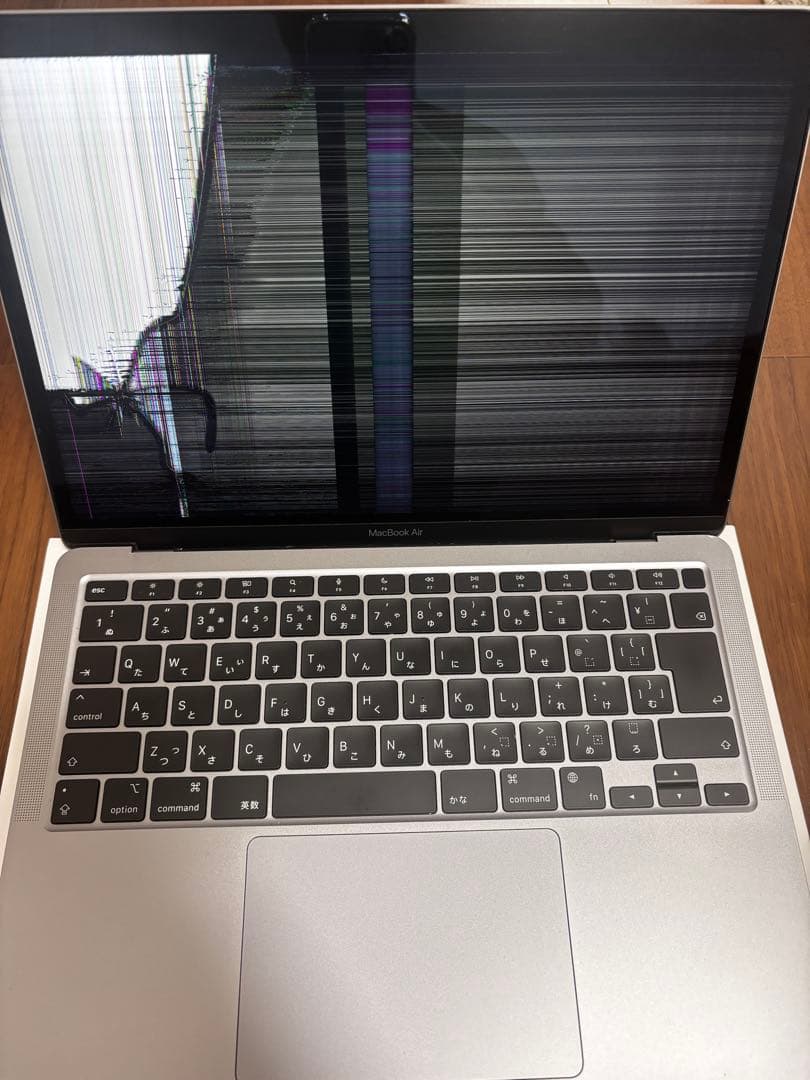 T*u様 MacBook Air M1 2020 8GB 256GB 内部液晶割