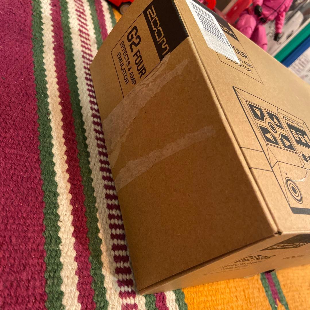 ZOOM G2 FOUR　傷なし　極美品　値下げ不可