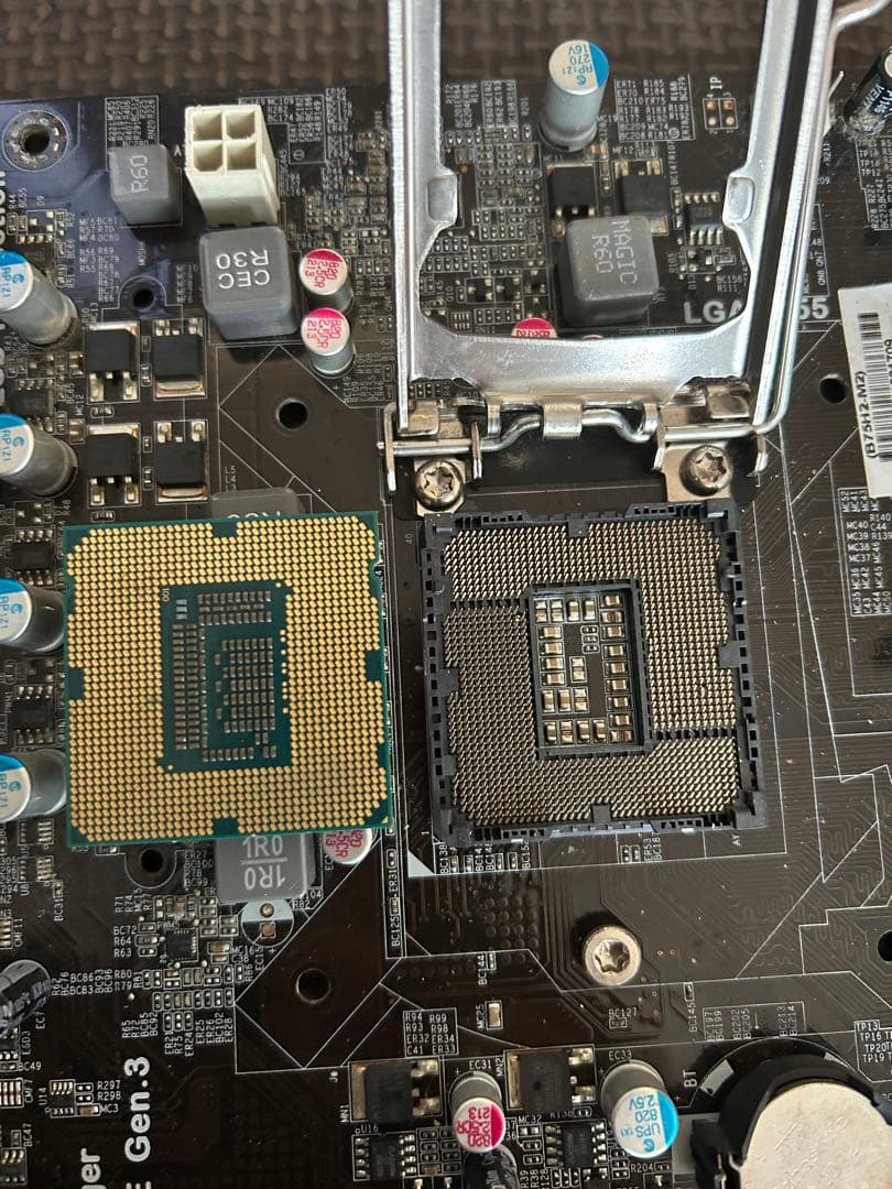 CPU B550M Ryzen7 3700X I7 3770 b75 gtx750