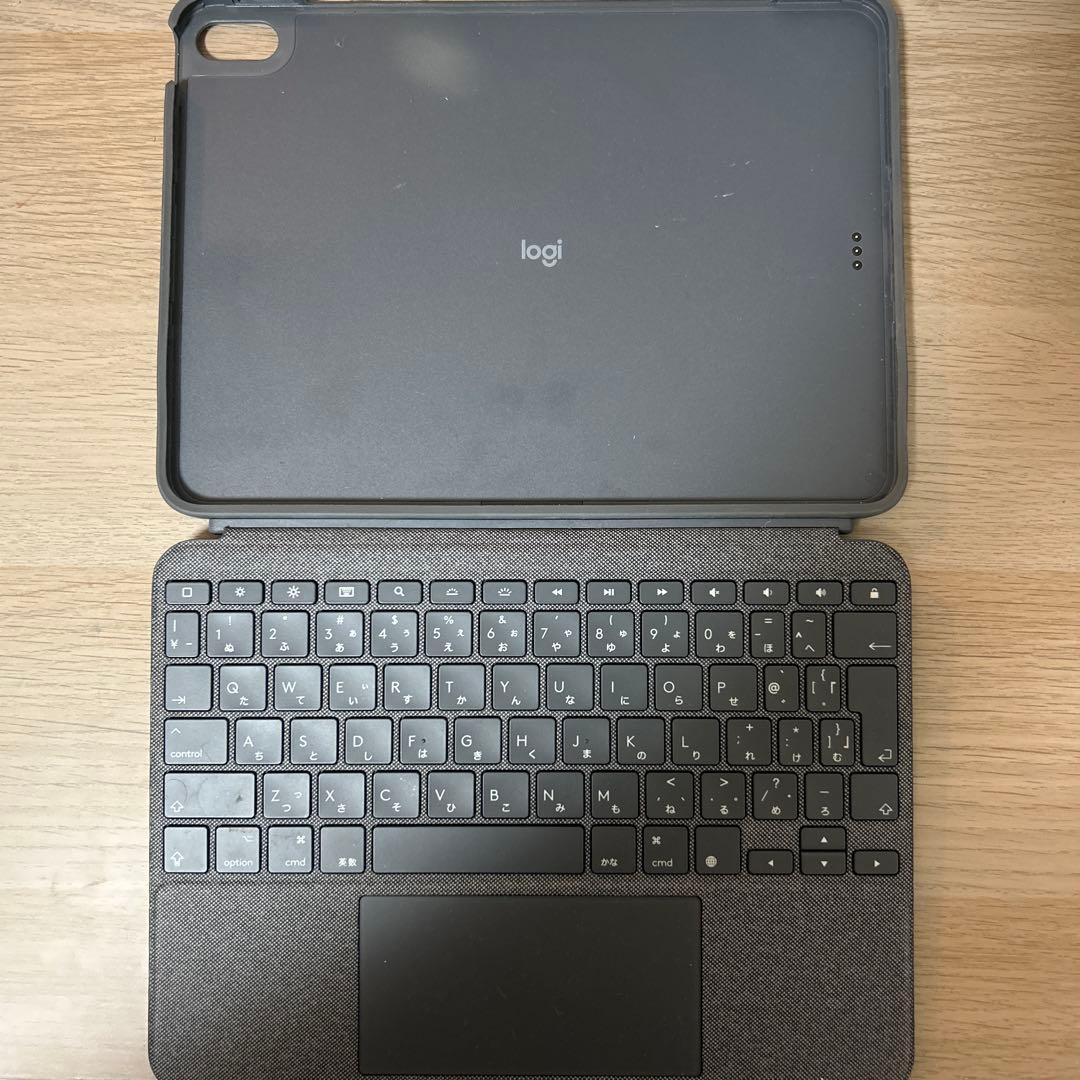 Logitech iPad キーボードケース トラックパッド付き