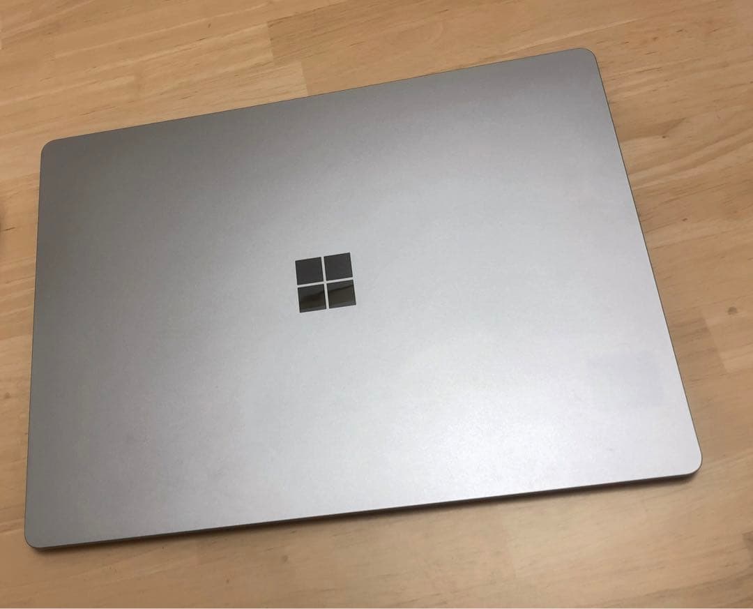 Tさま〔元展示品〕SurfaceLaptop 4 〔i5／8／512〕