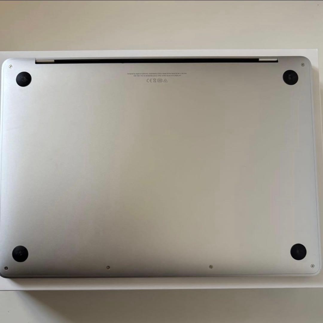 【値下げ交渉可】MacBook Pro 13インチ シルバー/8GB/128GB