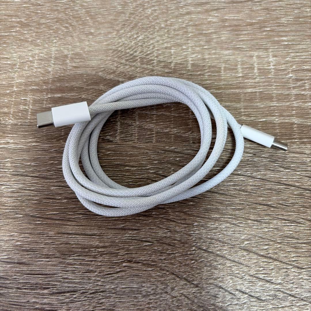 iPhone15本体　ブルー128G