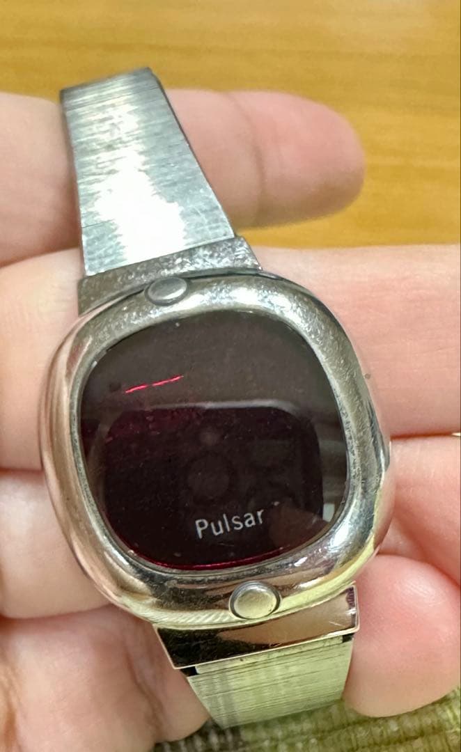 Hamilton Pulsar 腕時計