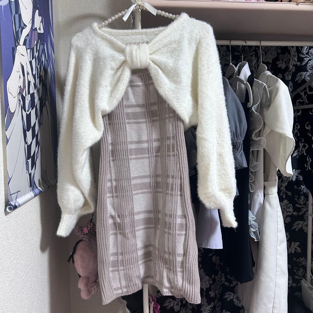 リップサービス リボンフェザーアンサンブルニットワンピース