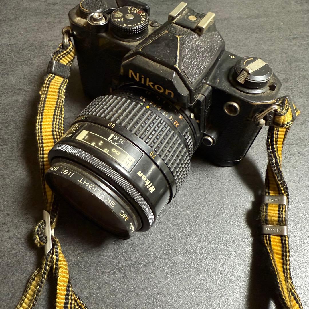 Nikon FE ブラック + AF NIKKOR 35-70mm