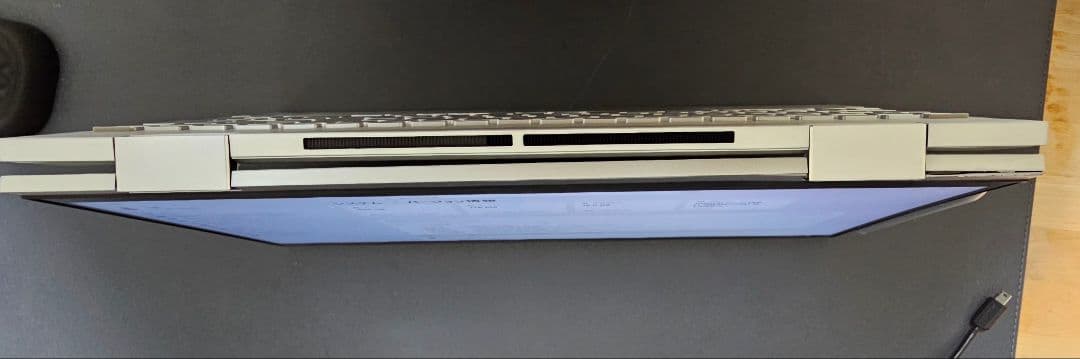 HP envy x360 15.6インチ i7CPU 16GBメモリ　1TSSD