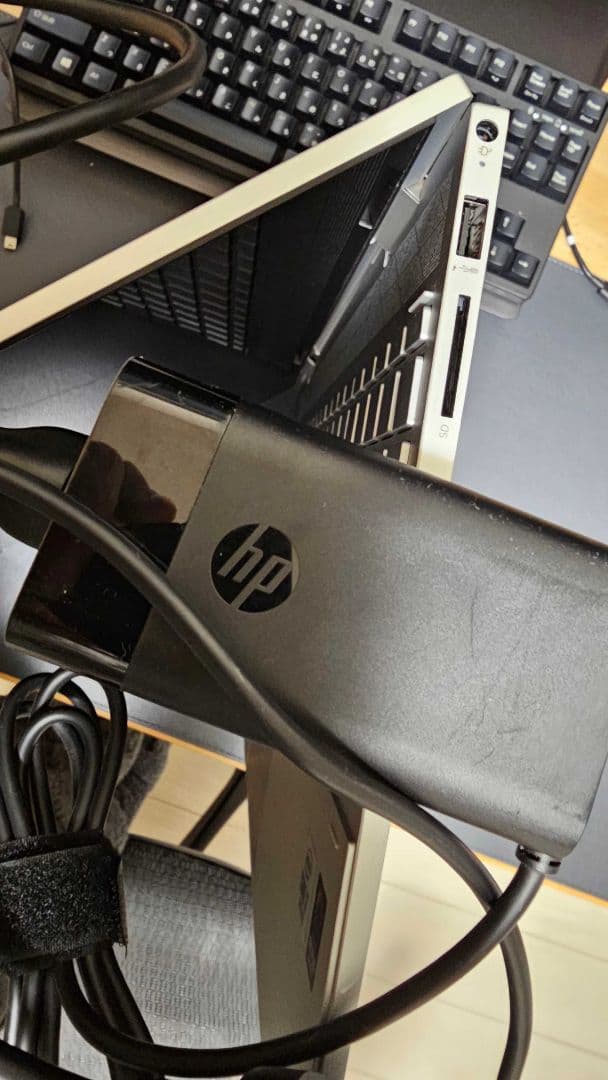 HP envy x360 15.6インチ i7CPU 16GBメモリ　1TSSD