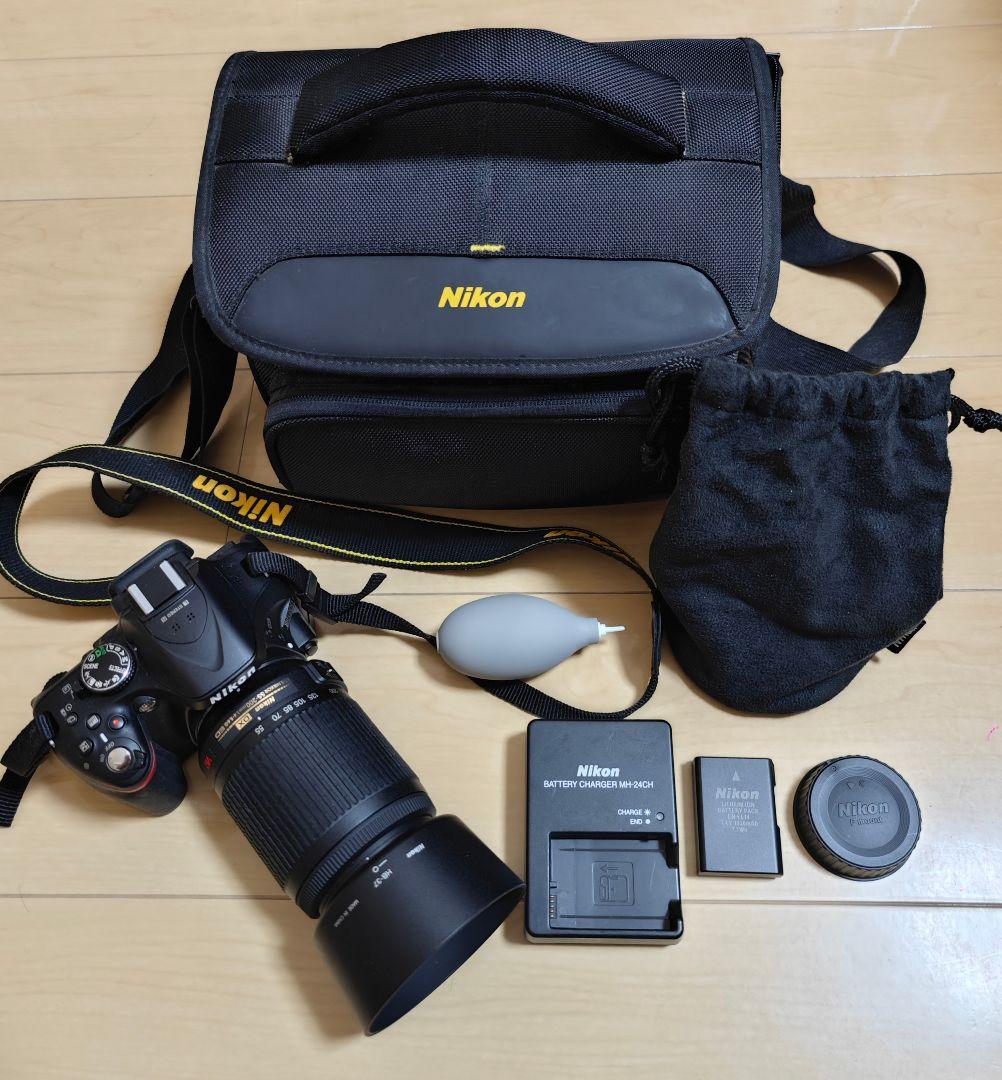 Nikon デジタル一眼レフカメラD5200本体+レンズ