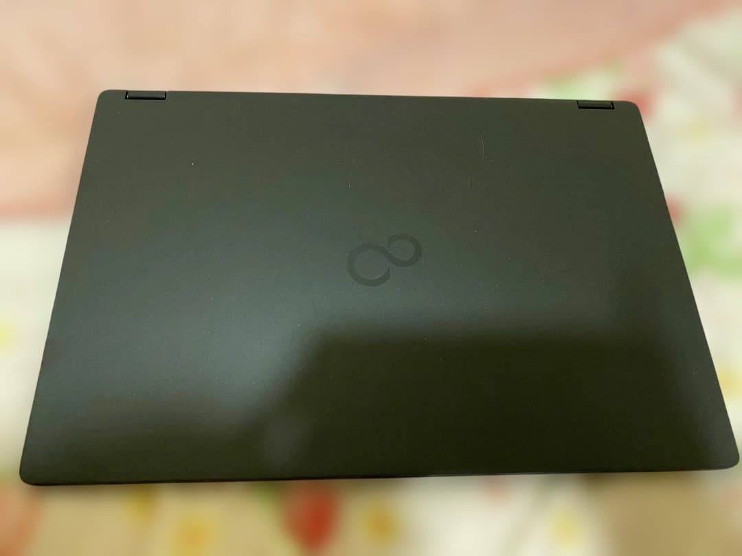 〔備品〕 格安パソコン LIFEBOOK U758／S FMVU15006