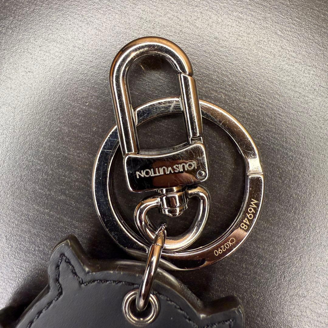 LOUIS VUITTON フクロウ チャーム