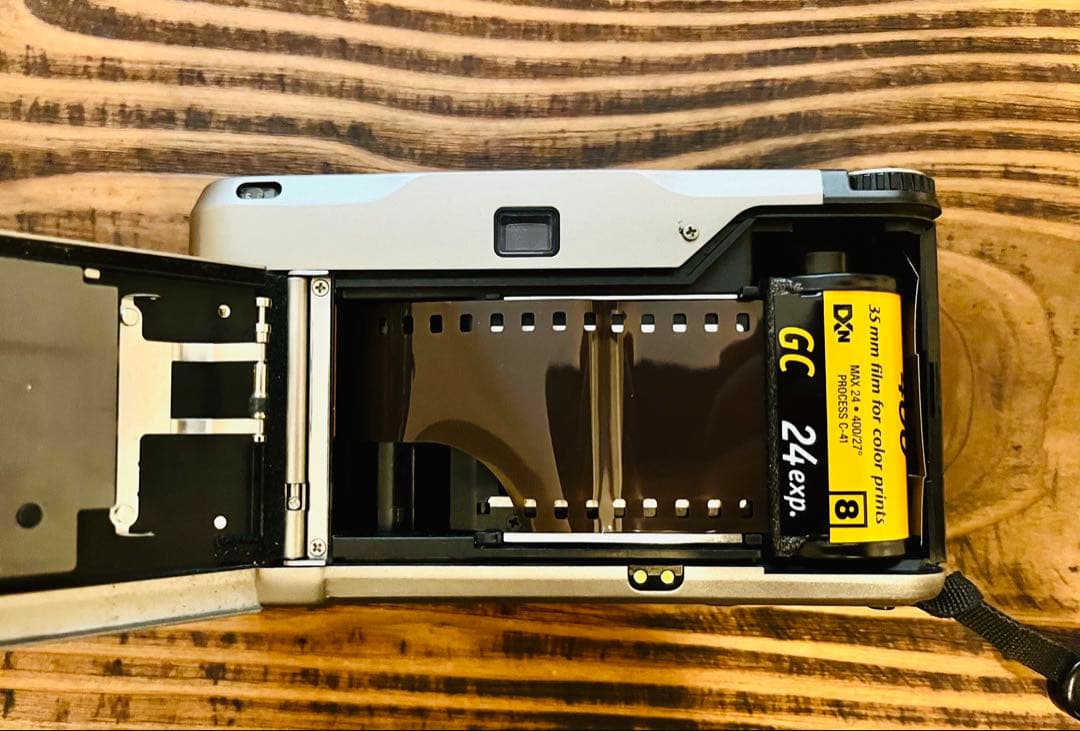 CONTAX T2【動作確認済】　 コンパクトフィルムカメラ