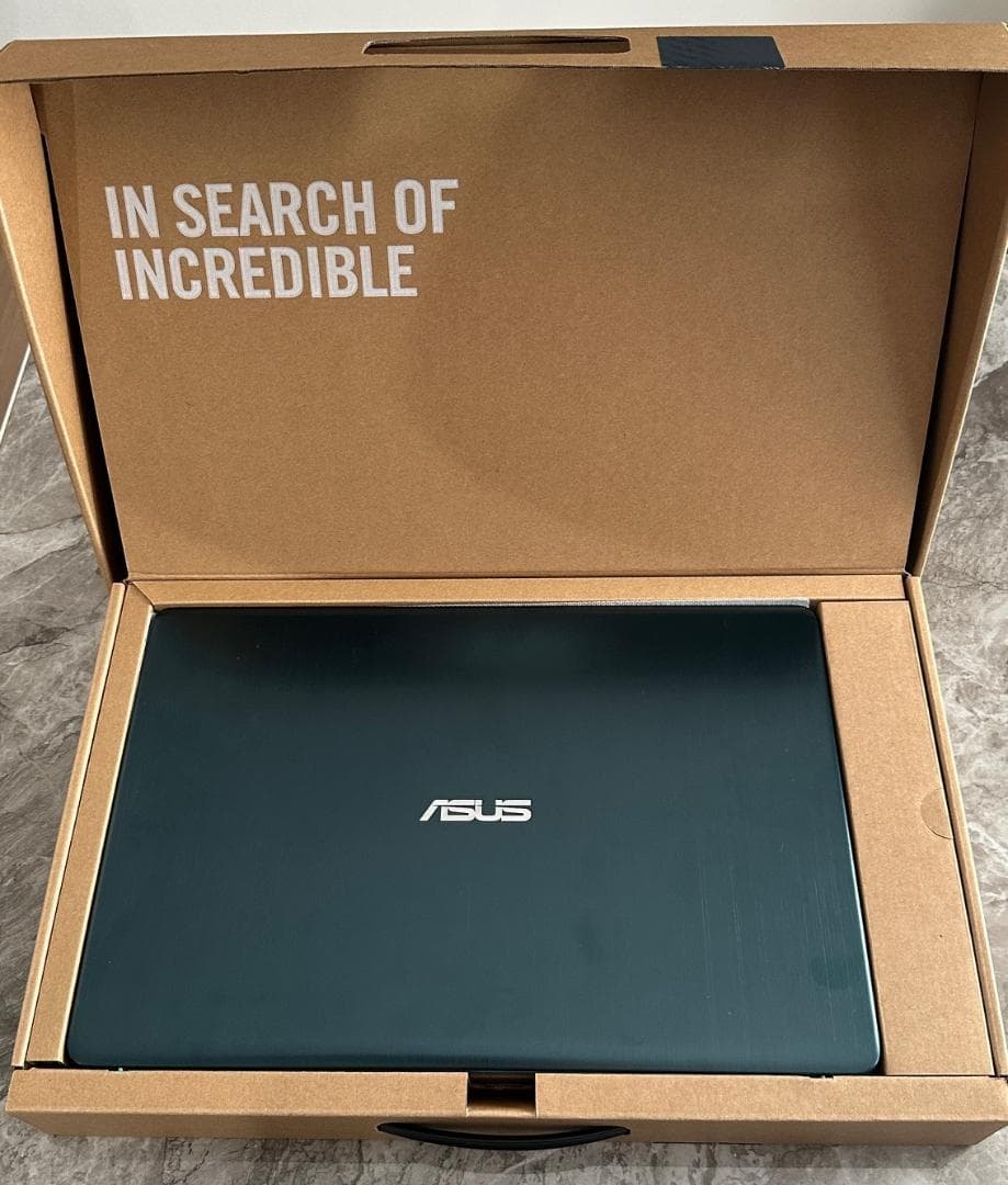 ASUS VivoBook ノートPC Intel Core i5 （難あり）