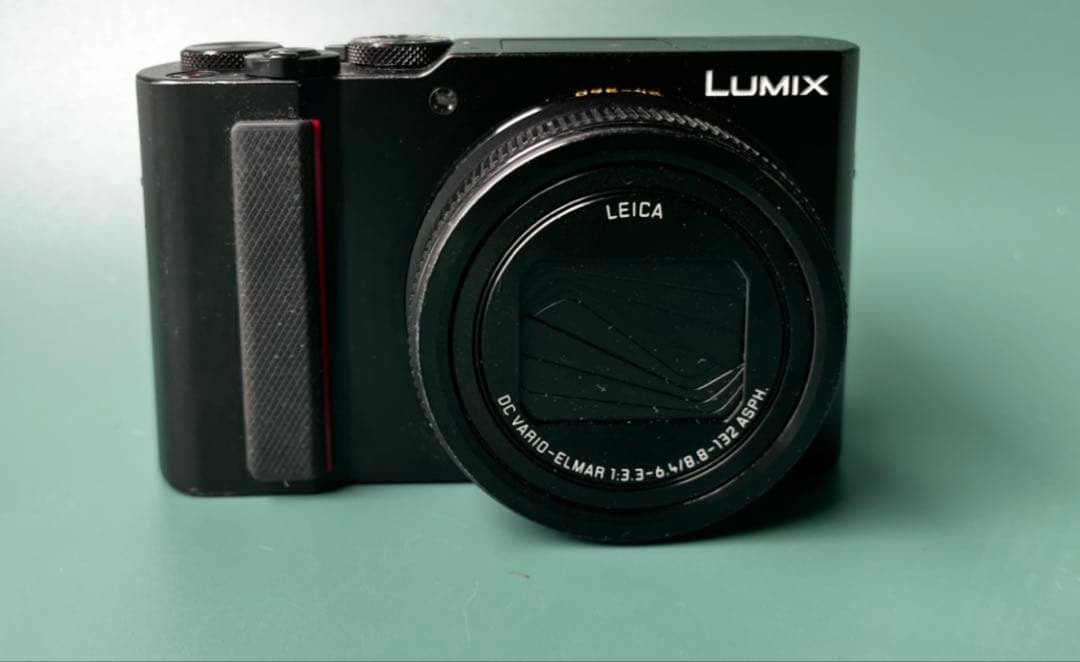Panasonie コンパクトデジタルカメラ LUMIX品番 DC-TX2