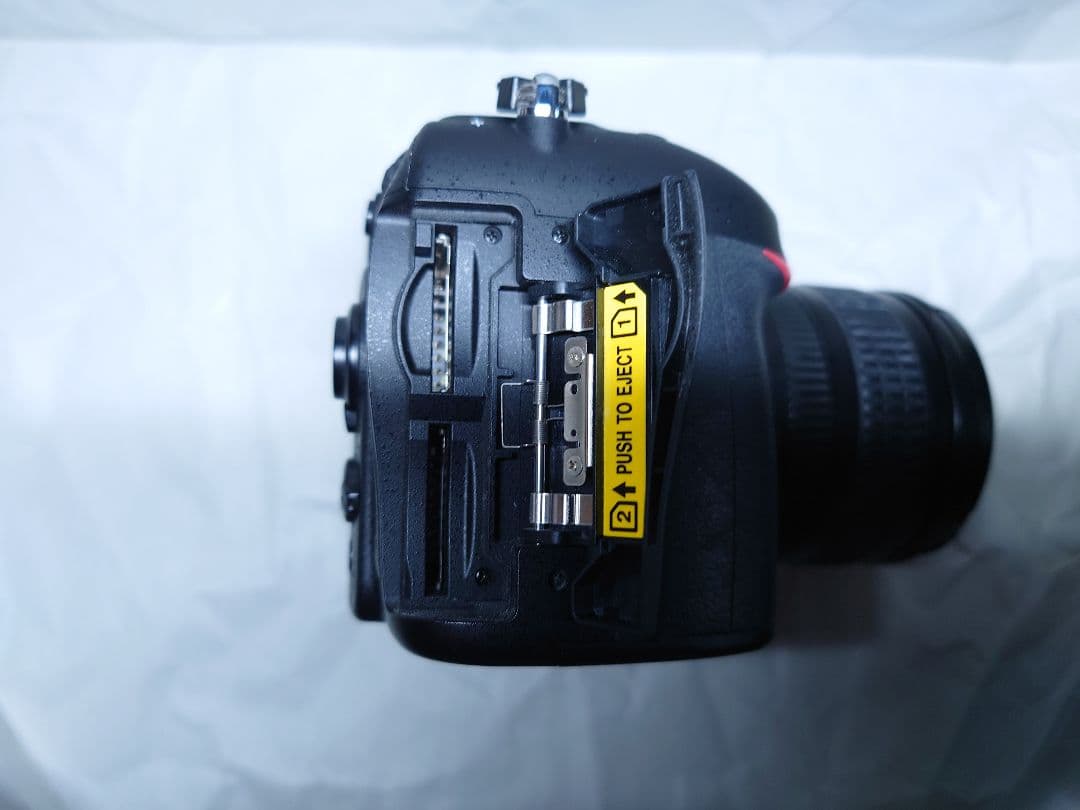 Nikon D7100 デジタル一眼レフカメラ