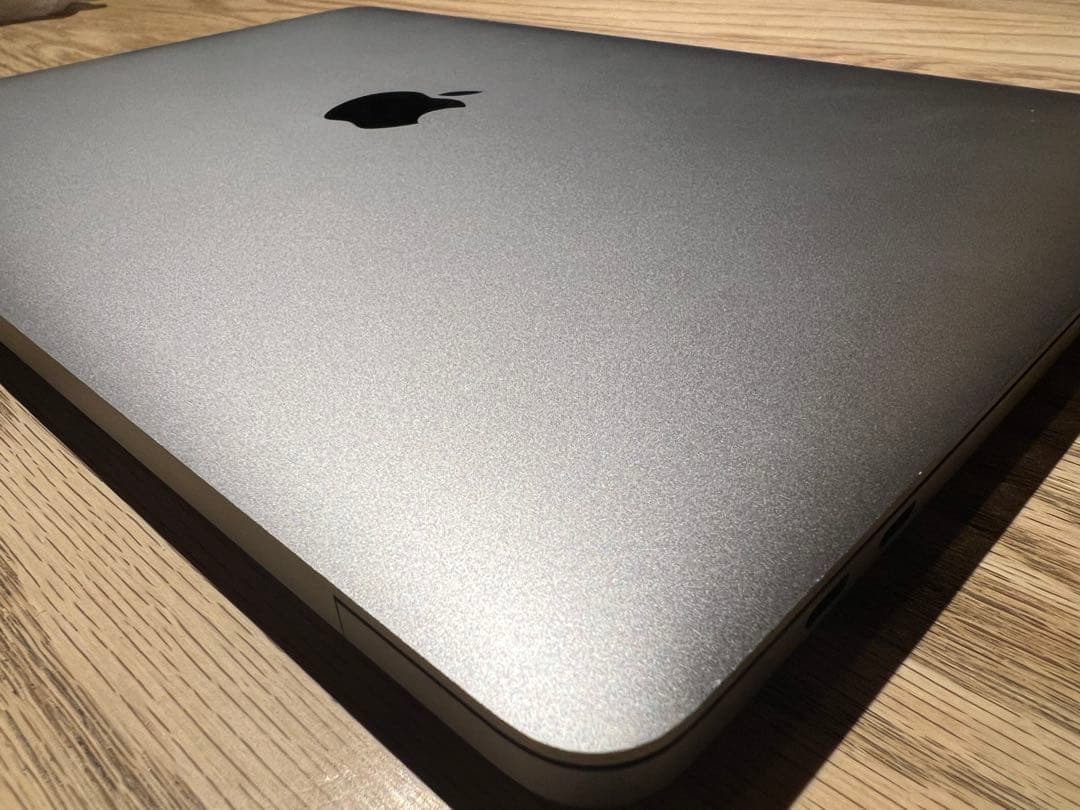 MacBook Pro 13インチ Apple M1 256GB メモリ8GB