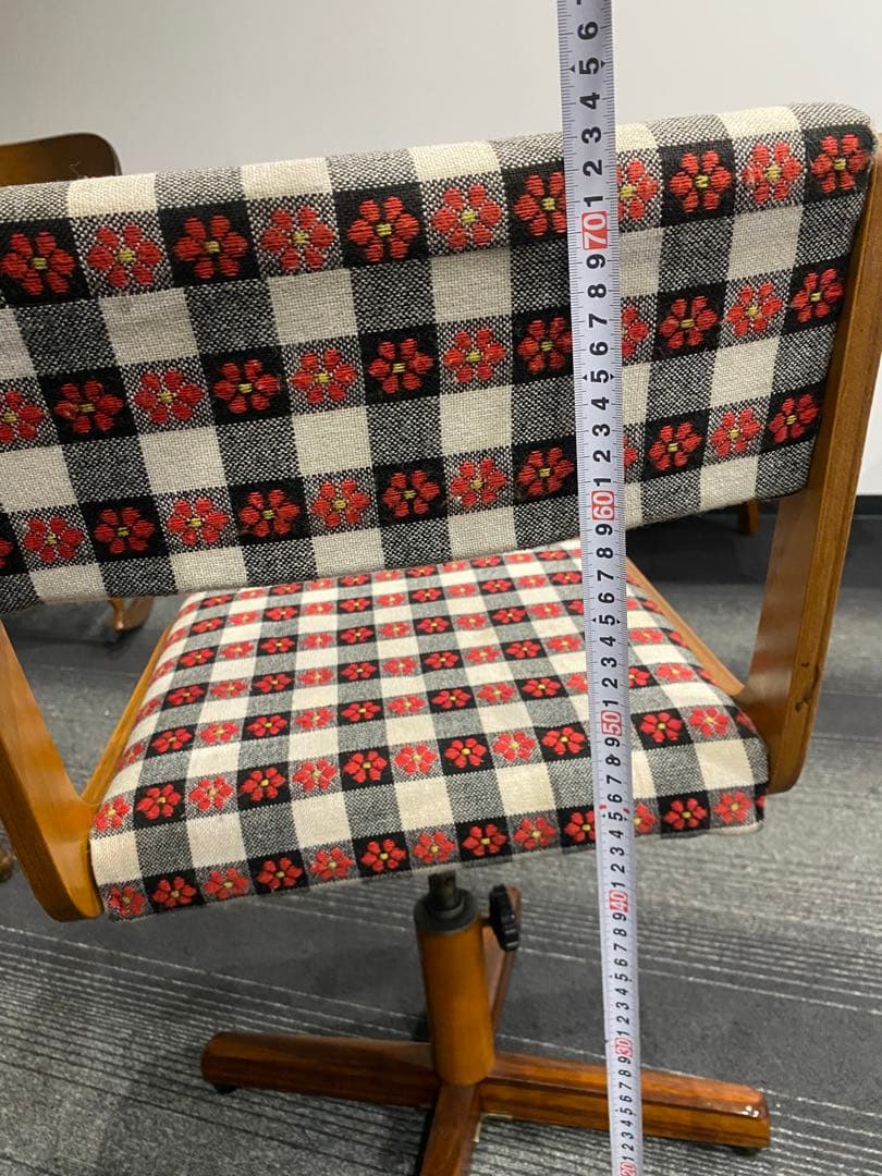 レトロ　レトロポップ　チェア　椅子　昭和　かわいい