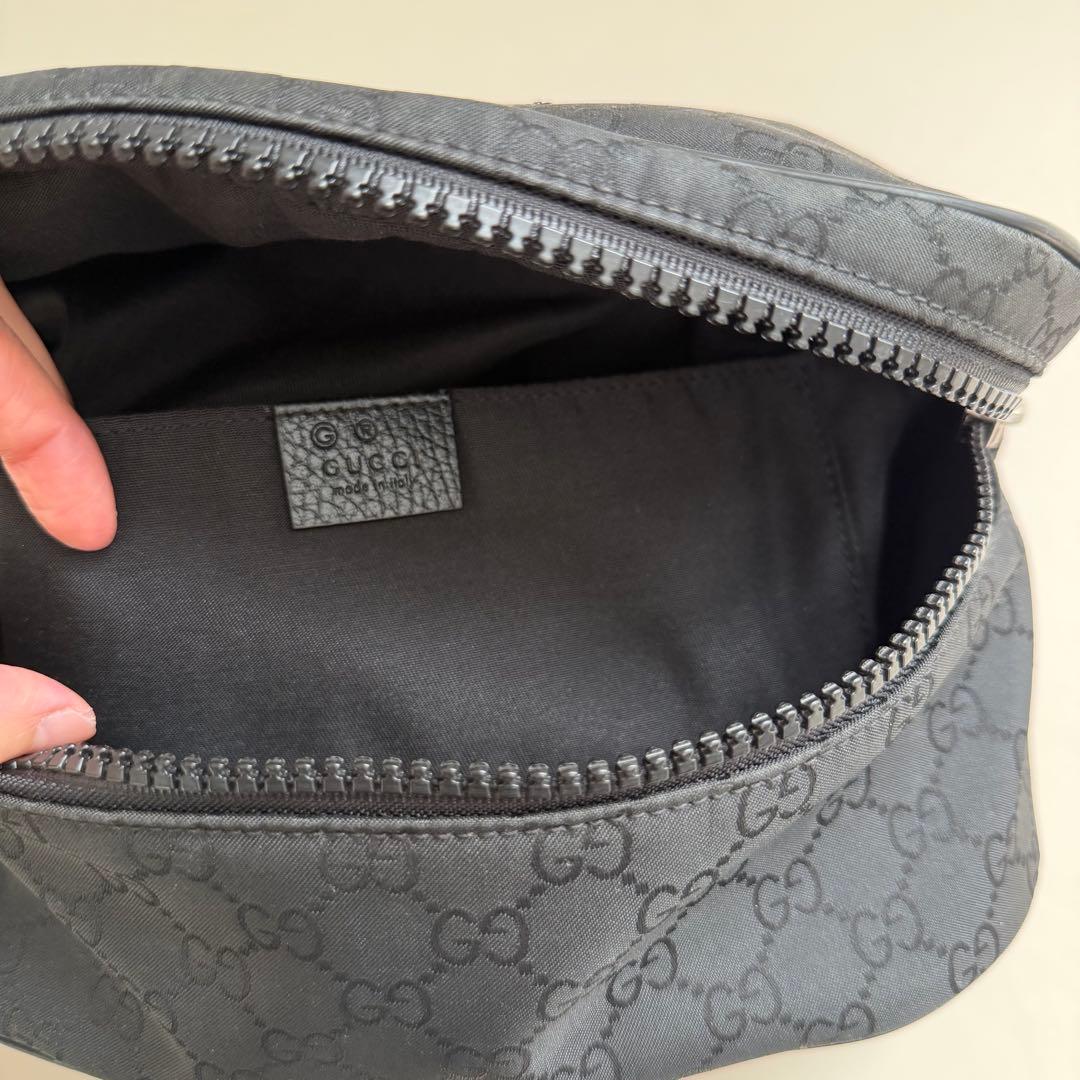 GUCCI グッチ GGキャンバス スリングバッグ ボディバッグ ブラック 黒
