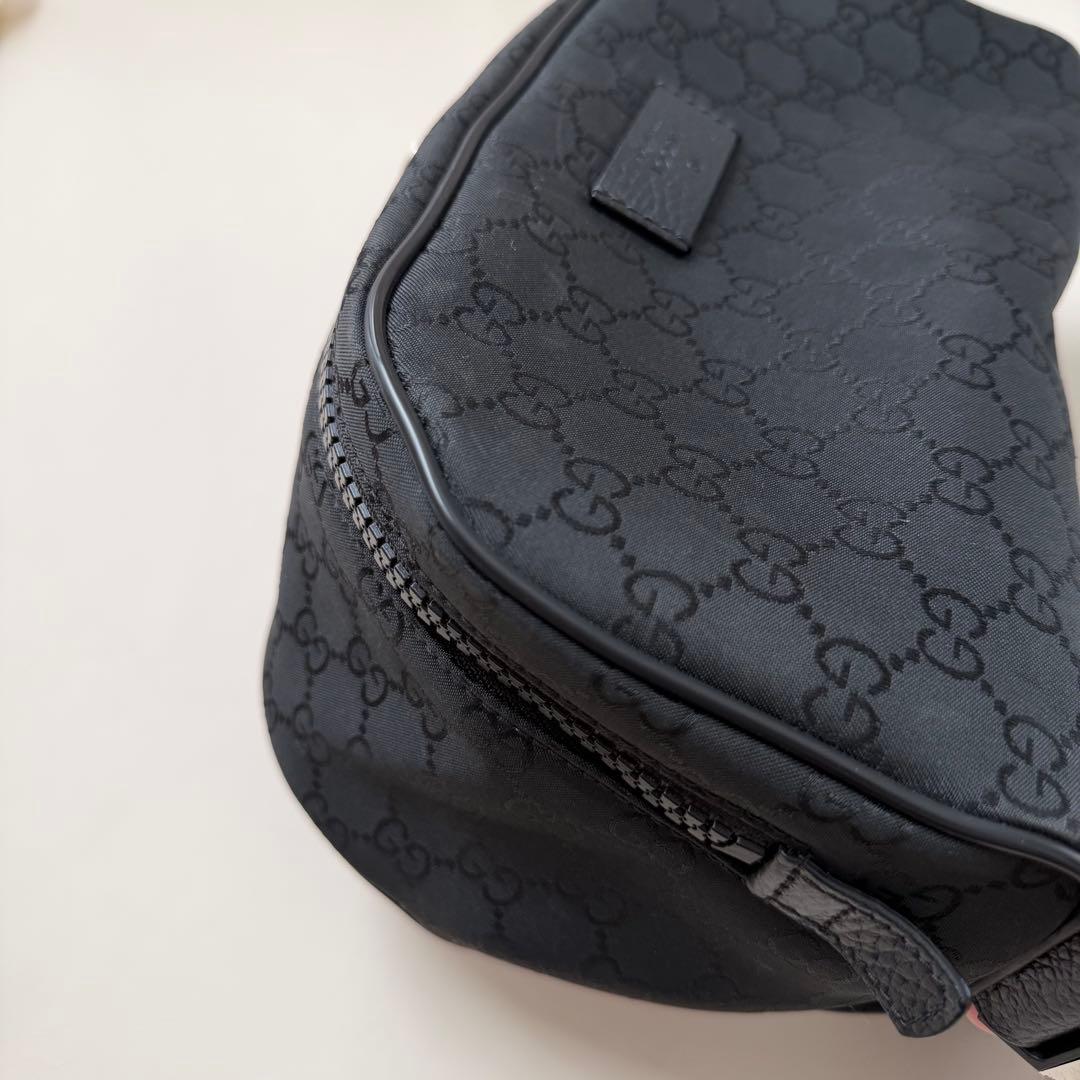 GUCCI グッチ GGキャンバス スリングバッグ ボディバッグ ブラック 黒