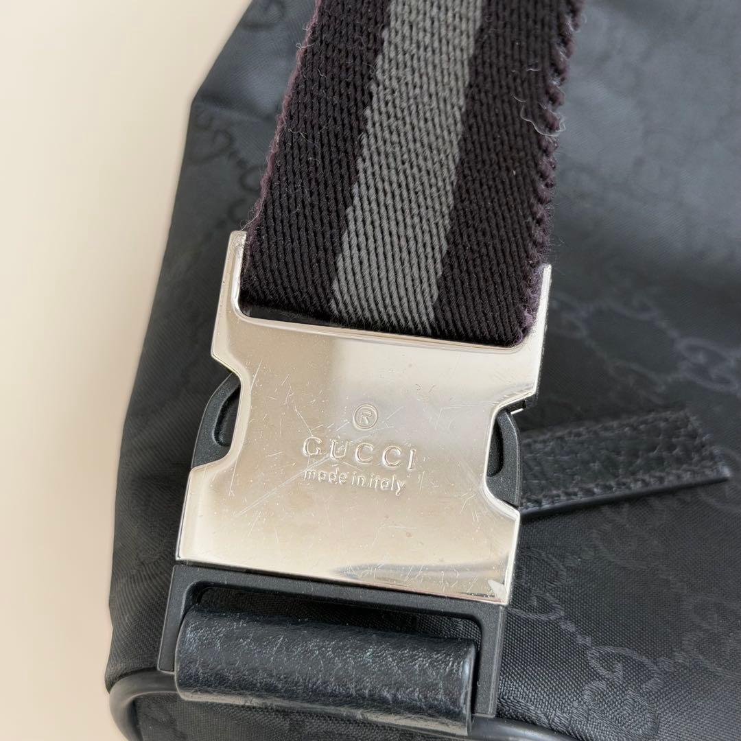 GUCCI グッチ GGキャンバス スリングバッグ ボディバッグ ブラック 黒