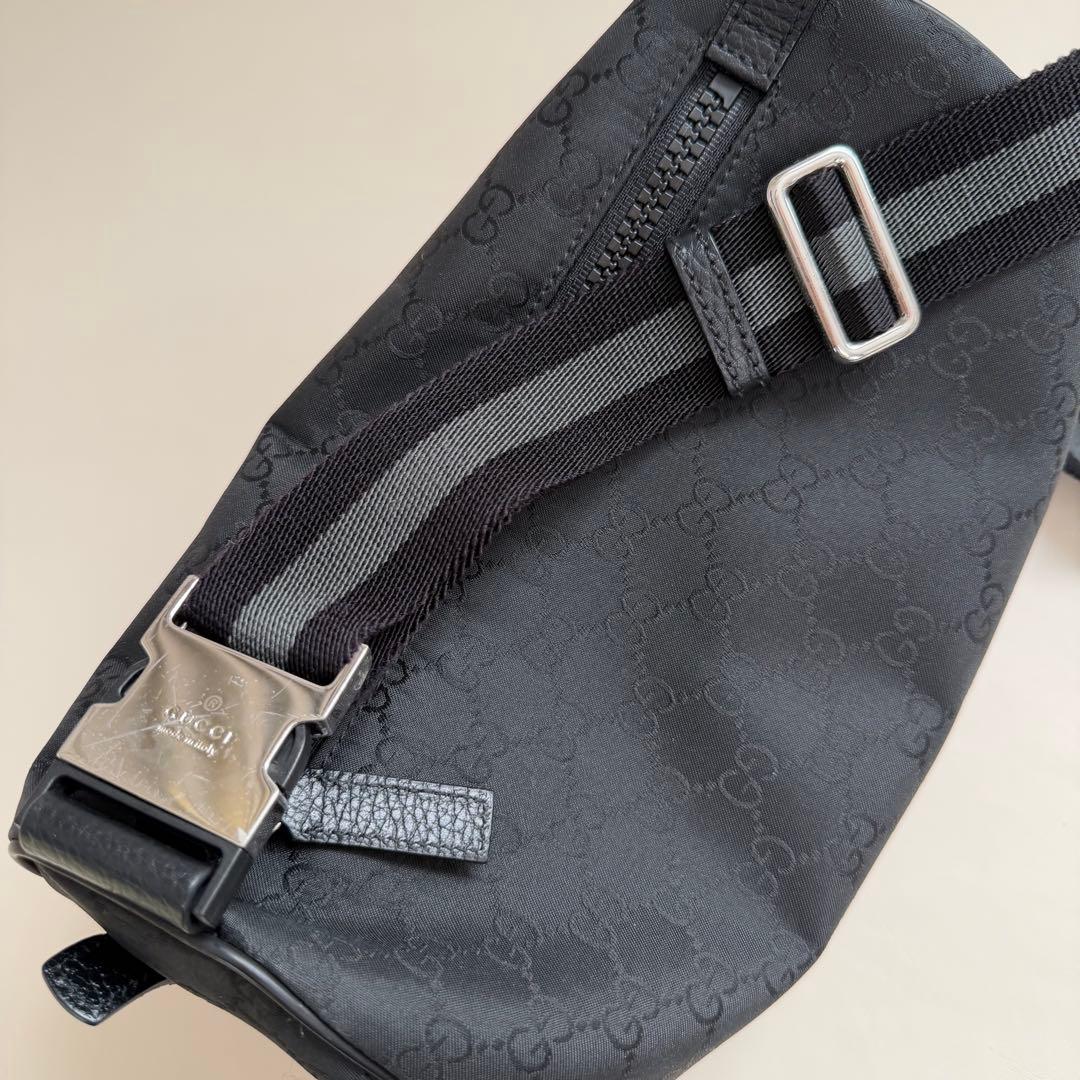 GUCCI グッチ GGキャンバス スリングバッグ ボディバッグ ブラック 黒