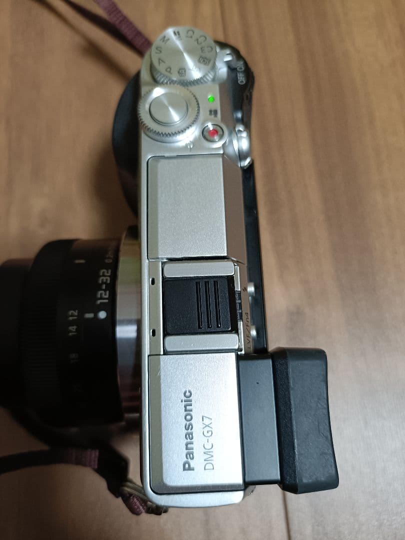 美品 Panasonic LUMIX DMC-GX7 シルバー+12-32mm付