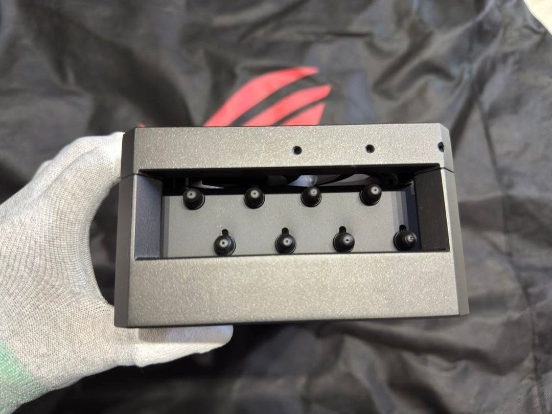 グラフィックボード・グラボ・ビデオカード ASUS ROG ASTRAL GeForce RTX 5090 OC