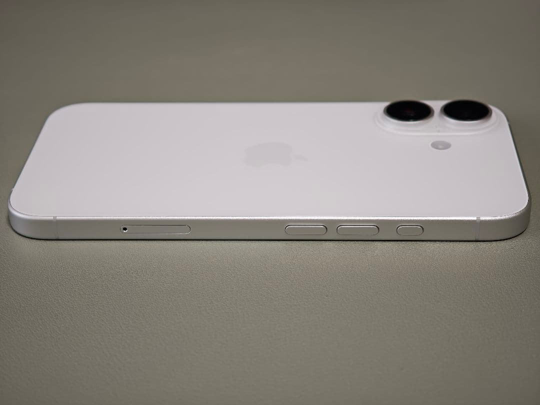 iPhone16,SIMフリー,128GB,バッテリー容量100%