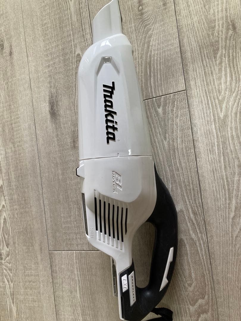 【ささ】マキタ(makita) コードレスクリーナー CL281FD