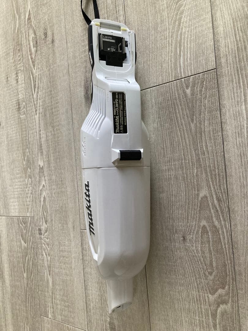 【ささ】マキタ(makita) コードレスクリーナー CL281FD