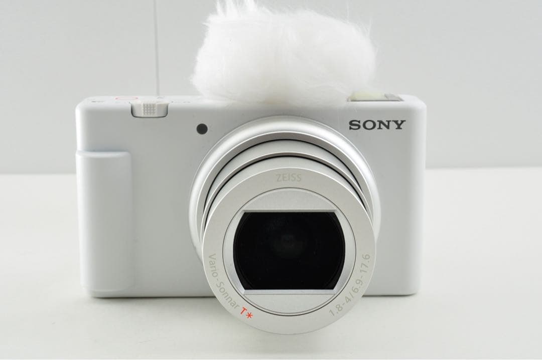 美品　SONY VLOGCAM ZV-1M2 ホワイト デジカメ