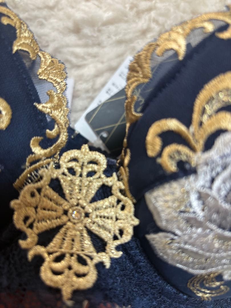 サルートブラジャーF65 ベルサイユのバラコラボ、オスカル軍服73Gワコール