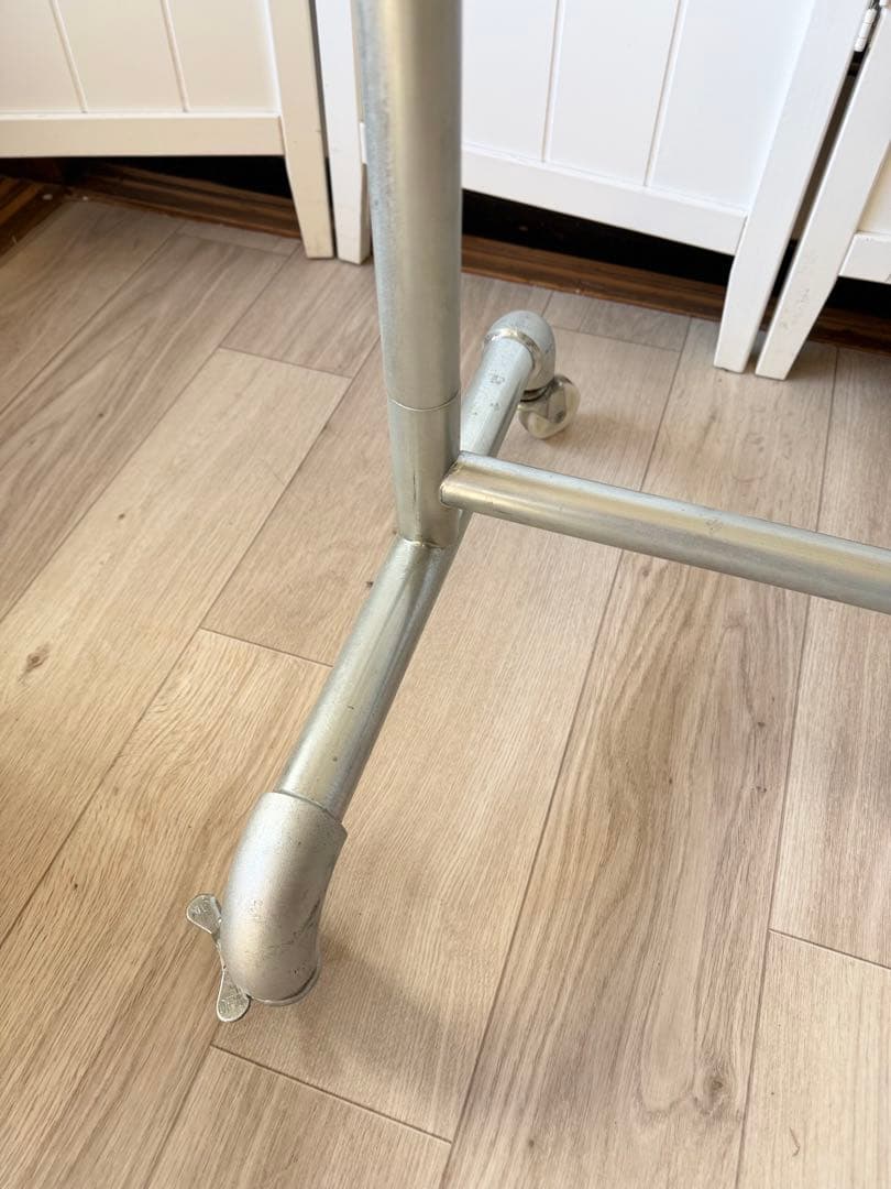 水道管ハンガーラック スチールパイプ アイアン キャスター付き