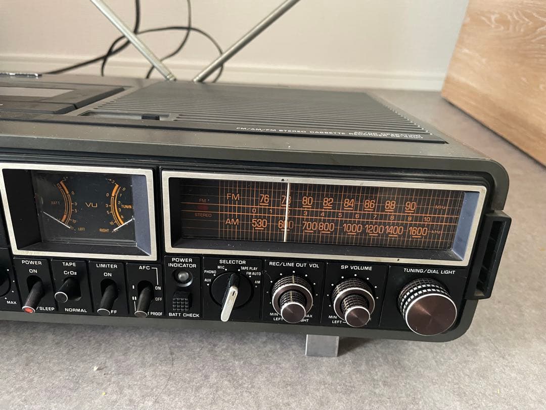 National RS-4400ラジオ・カセットプレーヤー